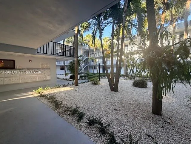 10825 SW 112th Ave #307 — Photo 15