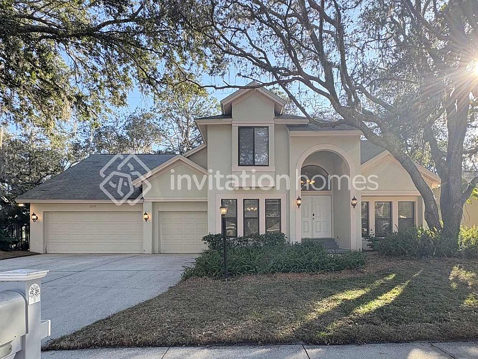 1st image of 6239 Greenwich Dr