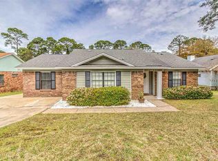 2722 Sanibel Pl, Gulf Breeze, FL 32563