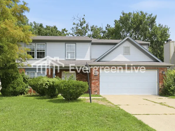 1943 Cross Willow Ln, Indianapolis, IN 46239