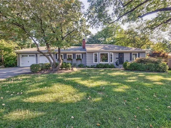 5401 W 65th Pl, Prairie Village, KS 66202