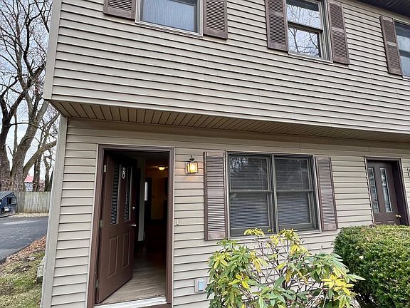 3rd image of 9 Katherine St