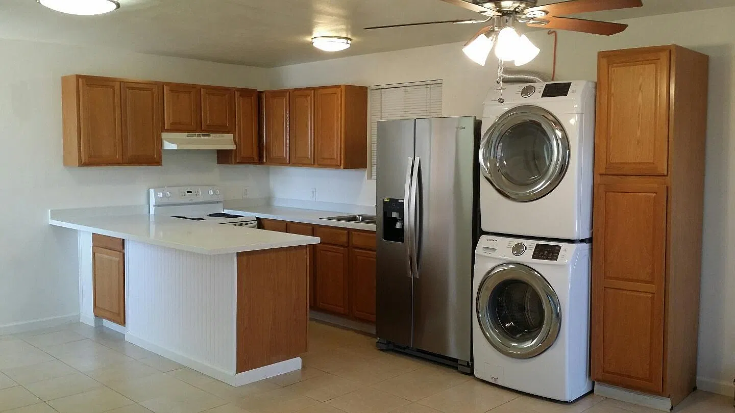 2 bed, 800 sqft, $2,700 — Photo 2