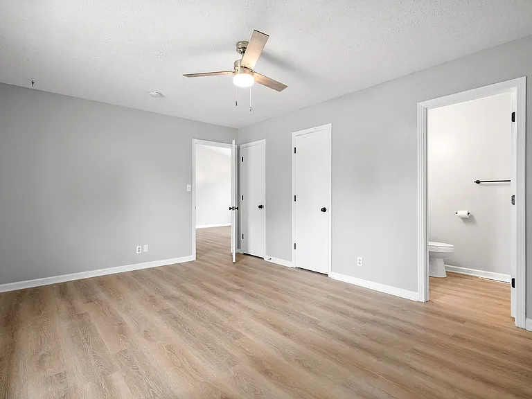 313 Grassland Dr — Photo 10