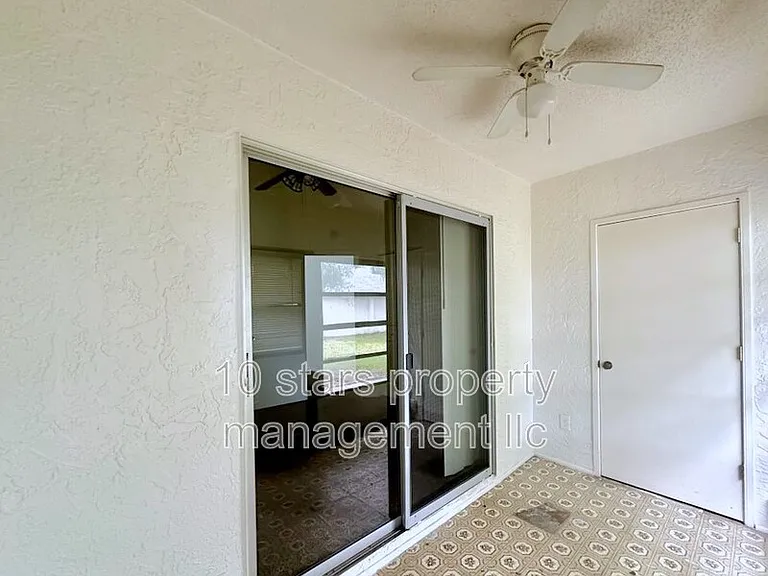 599 Capistrano Ct — Photo 22