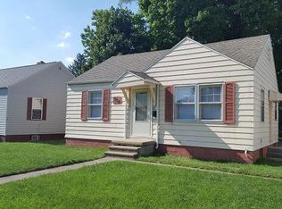 910 W Lusher Ave, Elkhart, IN 46517