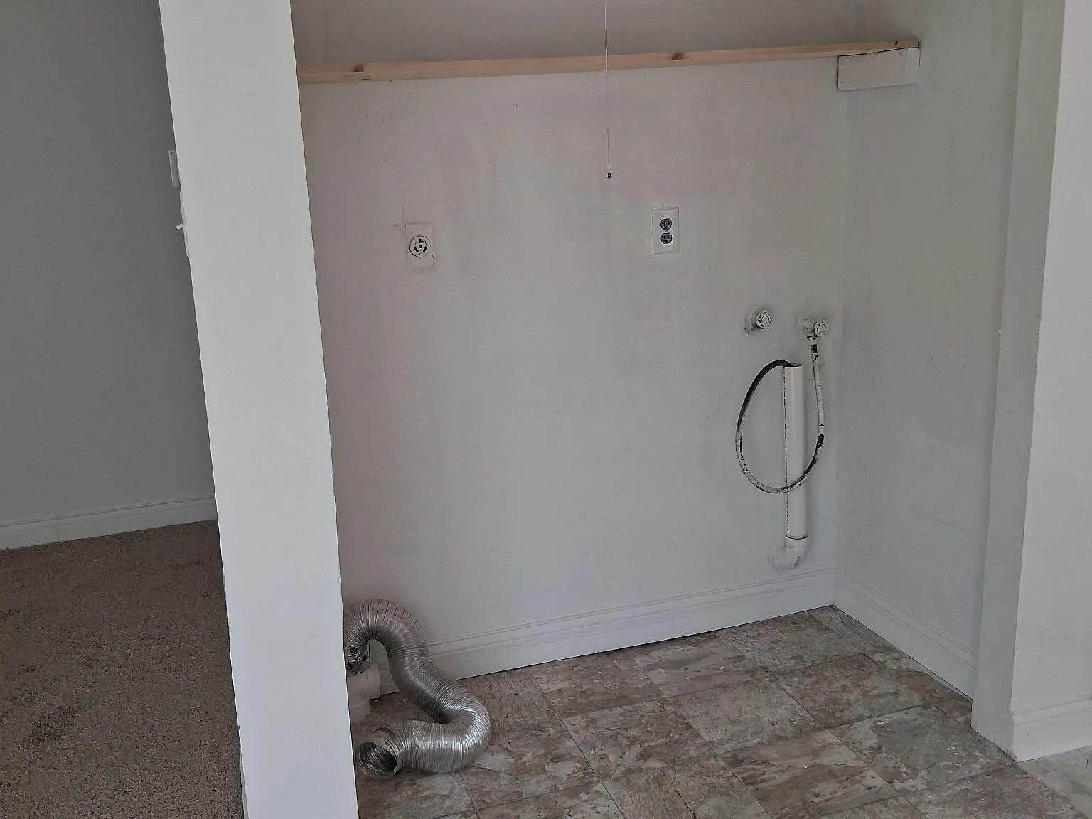 2 bed, 800 sqft, $875 — Photo 2