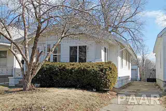 2400 N Ellis St photo 1