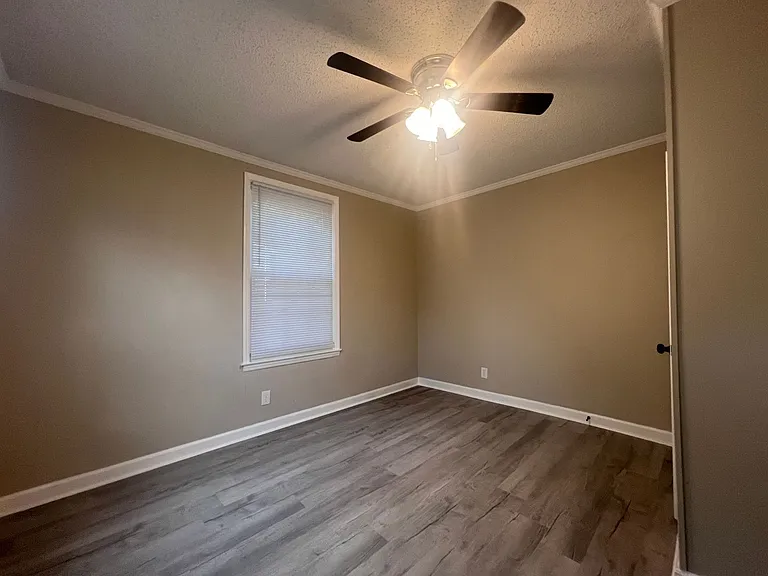 103 Neighborhood St — Photo 5