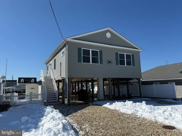 52 Phyllis Ln, Manahawkin, NJ 08050