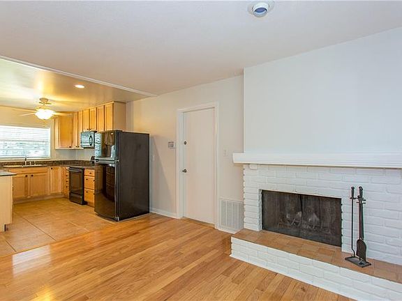 5th image of 643 Greene Dr