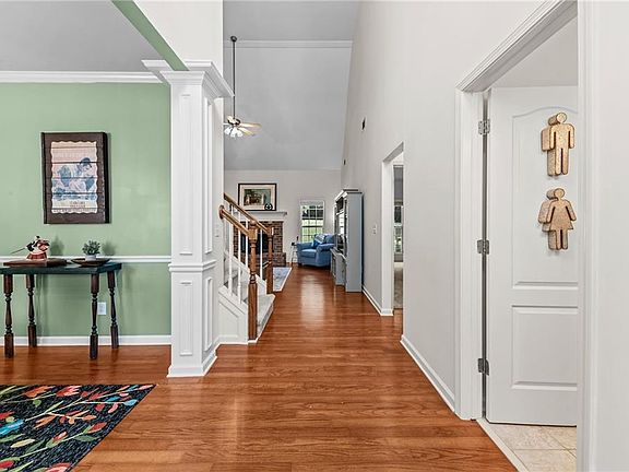 3rd image of 1271 Willowynd Way