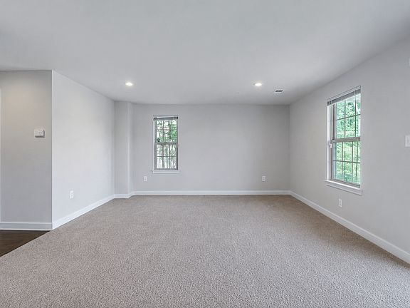 5th image of 8032 Spring Arbor Dr