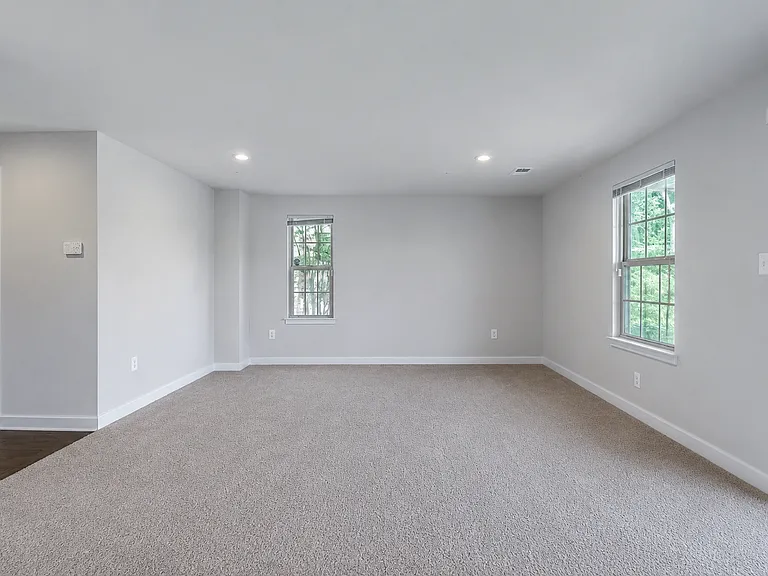 8032 Spring Arbor Dr — Photo 5