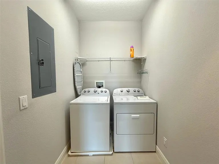 15381 Honeybell Dr — Photo 23