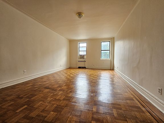 5th image of 533 Ocean Ave #4I