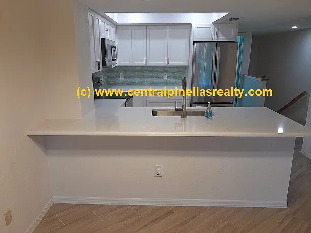 808 Hidden Harbour Dr — Photo 4