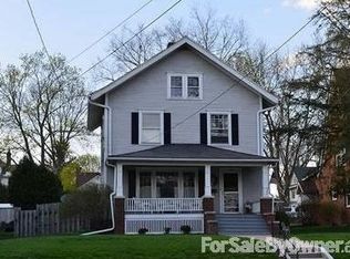 1244 W Lincoln Blvd, Freeport, IL 61032
