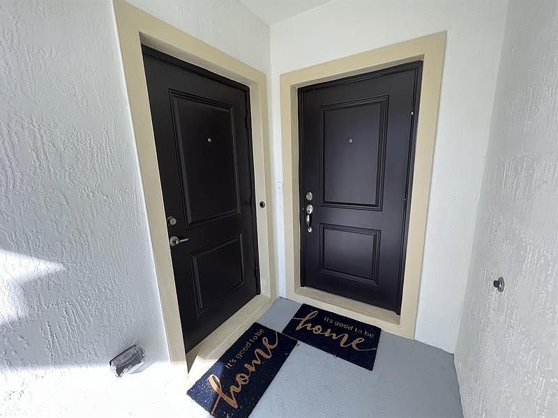 1st image of 2055 SW Grant Ave #B