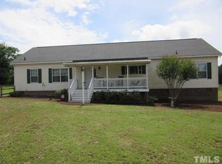 8912 Dukes Lake Rd, Zebulon, NC 27597