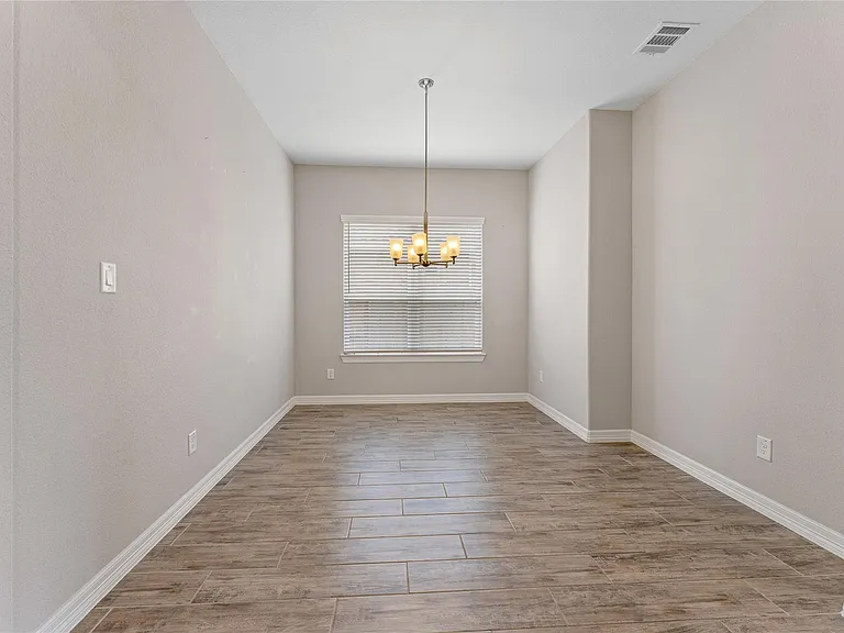 24014 Corinaldo Ct — Photo 10