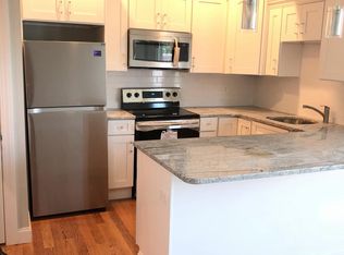 11 Plymouth St #1A, Cambridge, MA 02141