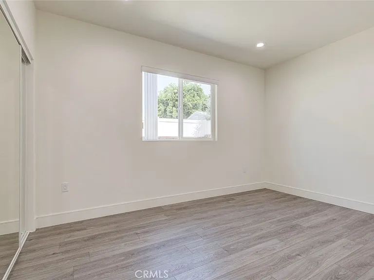6954 Jellico Ave — Photo 36