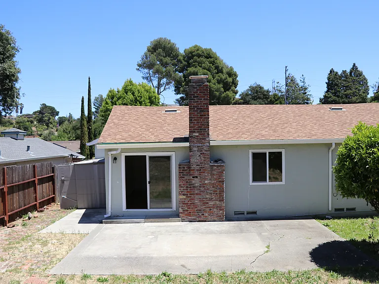 335 Rollingwood Dr — Photo 25