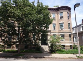 807 Centre St APT 3, Boston, MA 02130