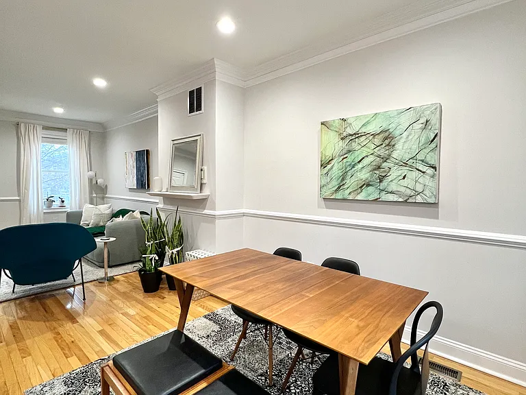 233 Bryant St NE — Photo 6