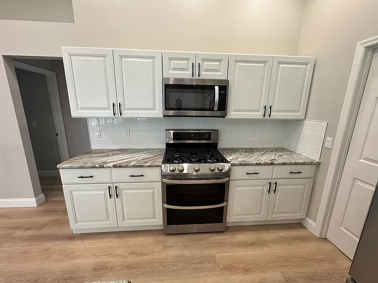 1845 Blue Heron Dr — Photo 13