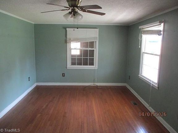 4th image of 8439 Reid Farm Rd