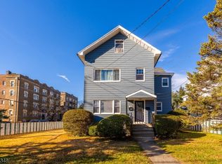 48 Spruce St, Bloomfield, NJ 07003