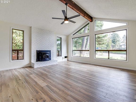 3rd image of 2714 SE Talton Ave