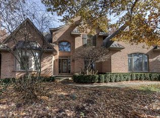 2037 Deer Path Trl, Commerce Township, MI 48390