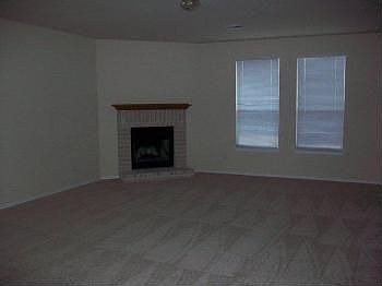 3rd image of 405 Mossy Rock Dr