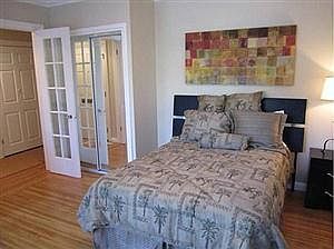 4th image of 856A Clayton St