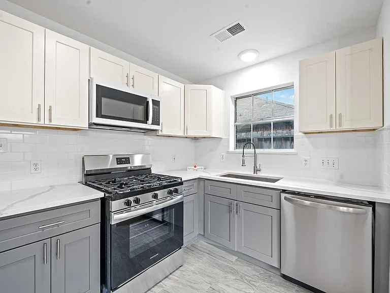22719 Old Church Ln — Photo 13