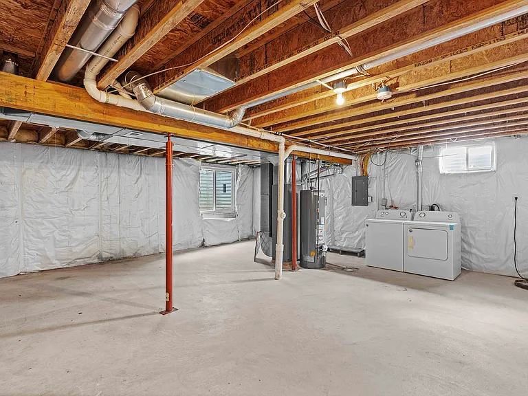 2810 SW Reunion Dr — Photo 4