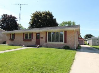 467 Walnut St, Burlington, WI 53105