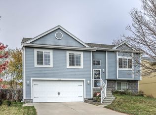 7372 N 76th St, Omaha, NE 68122