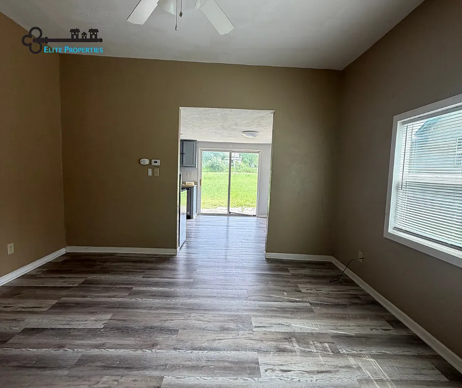2 bed, $850 — Photo 3