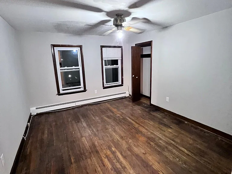137 Florence St #3 — Photo 7
