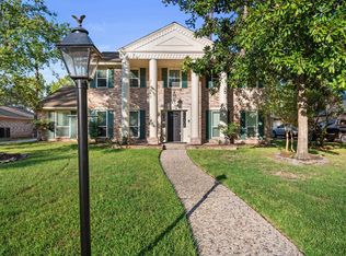 13718 Balmore Cir, Houston, TX 77069