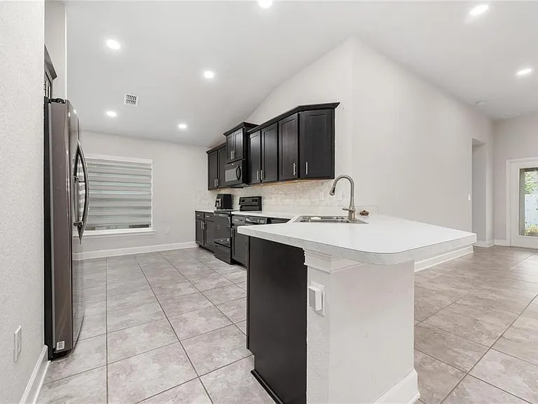 260 Citrus Pointe Dr — Photo 10