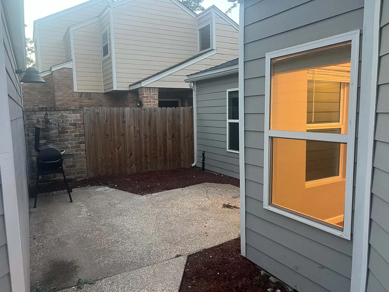 3 bed, 1767 sqft, $2,095 — Photo 2