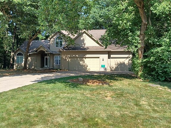 2nd image of 7213 NW 28th St