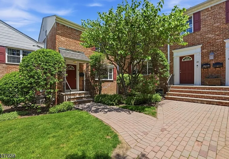 67 New England Ave #69B — Photo 17