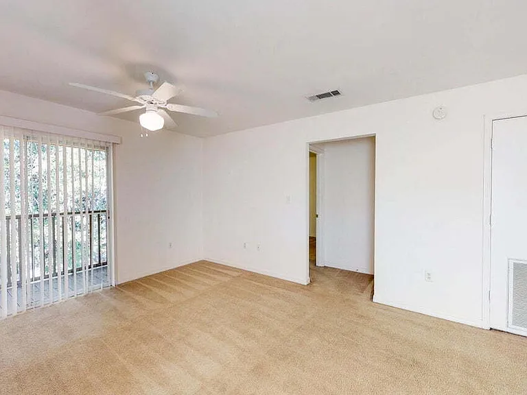 895 Silverwood Dr #3 — Photo 10