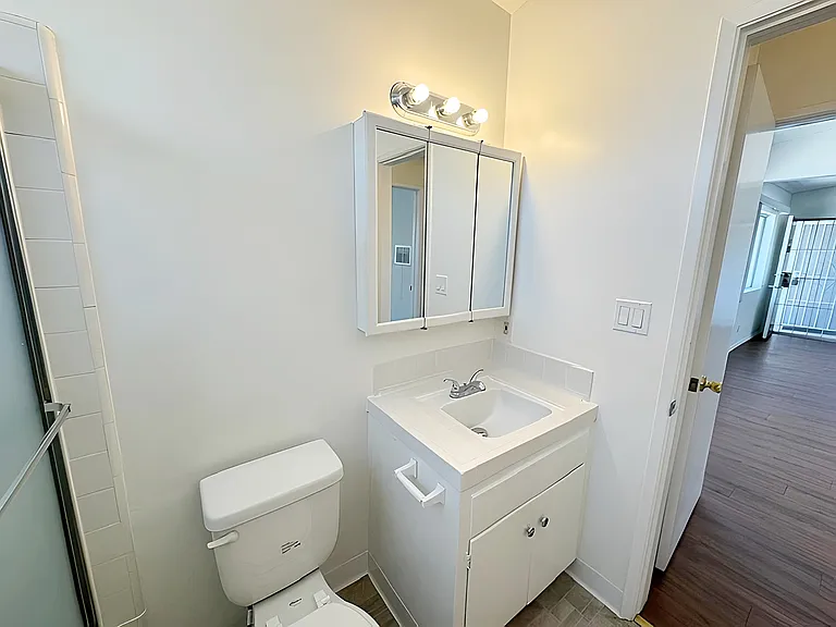12407 Ohio Ave #2 — Photo 9